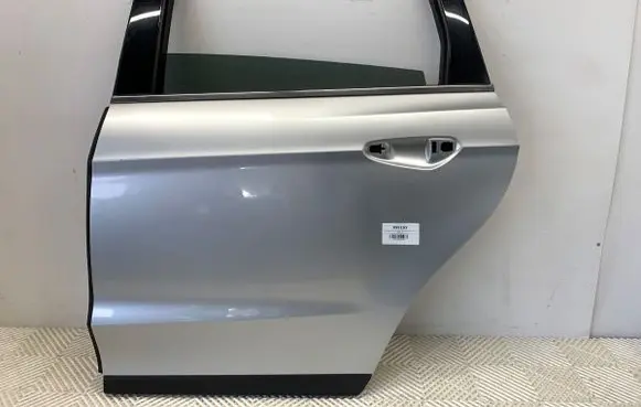 Ford S-MAX Rear door 