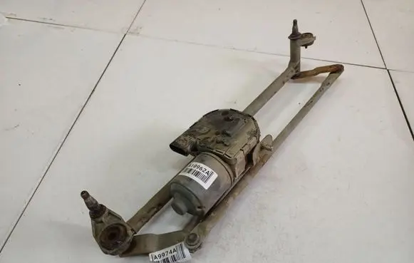 Skoda Octavia Mk2 (1Z) Front wiper linkage and motor 3397020651
