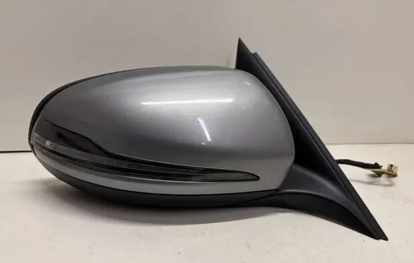 Mercedes-Benz C W205 Front door electric wing mirror 