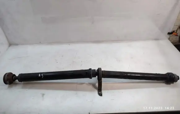 Audi A5 8T 8F Middle center prop shaft 