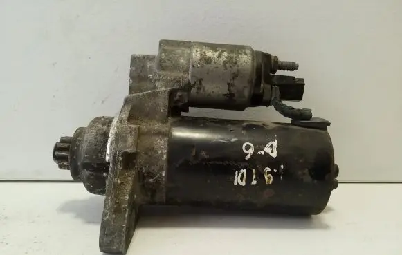 Volkswagen PASSAT B6 Starter motor 0001123012 027911023F