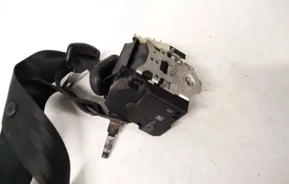 Ford Focus Front seatbelt 4m51a61294da 4m51a61294-da