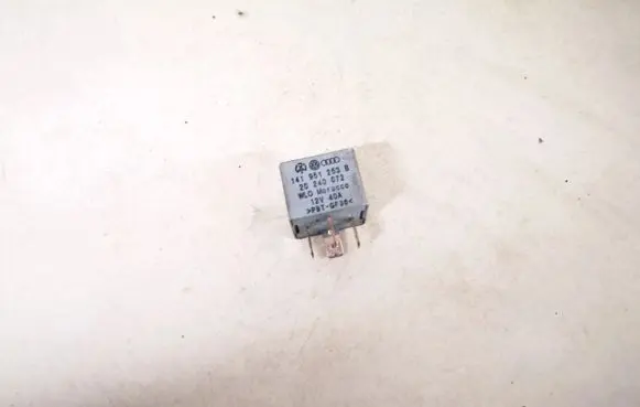 Volkswagen Golf IV Other relay 141951253b 20240072