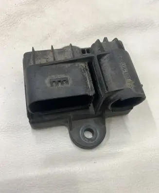 Mercedes-Benz Sprinter W906 Glow plug pre-heat relay A6519008902