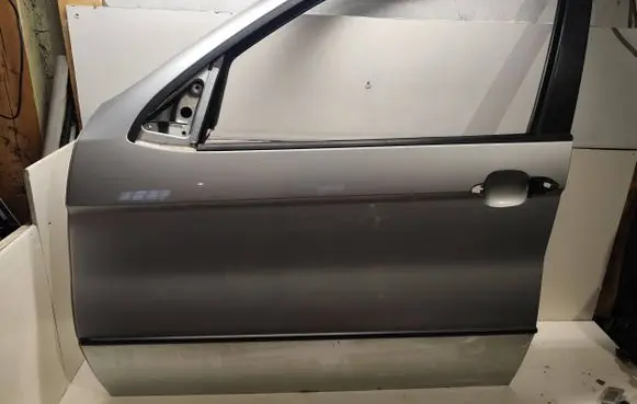 BMW X5 E53 Front door