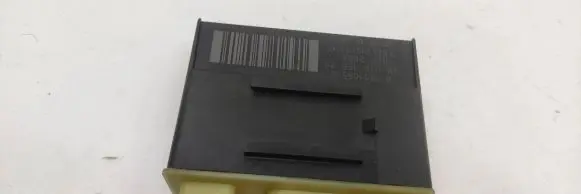 Citroen C5 Aircross Coolant fan relay 9801916680