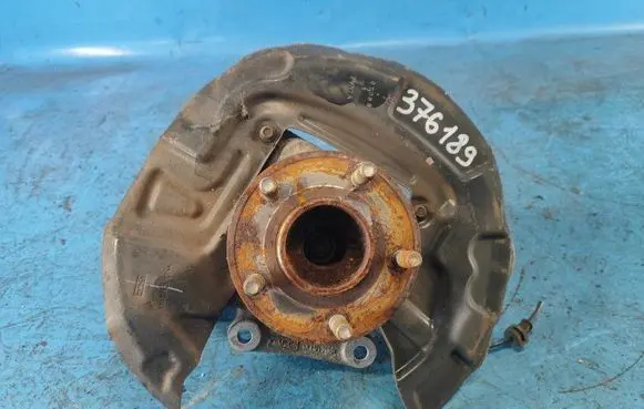 Ford Fusion II Rear wheel hub spindle/knuckle DG9Z5B759A