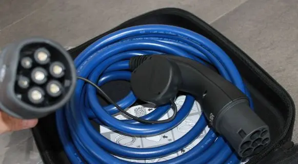 Hyundai IONIQ 6 Electric car charging cable 5555000246 999Z01138B