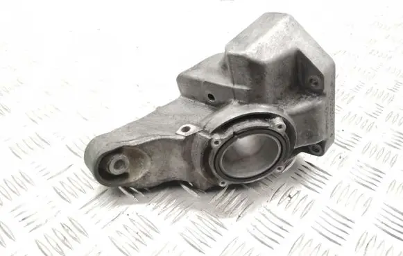 Mercedes-Benz C W204 Engine mounting bracket A6462230604