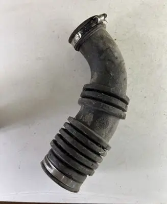Ford Focus Air intake hose/pipe 5M519A673KE 5M519A673K 5M519A673