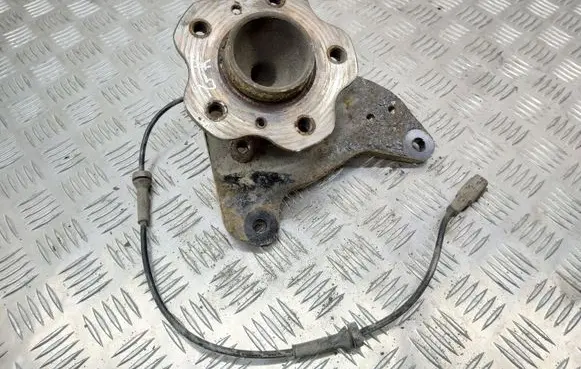 Nissan Qashqai Rear wheel hub