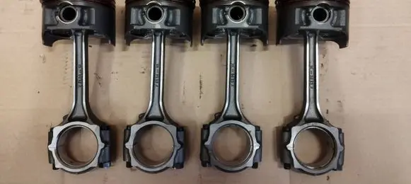 Suzuki Swift I Piston with connecting rod