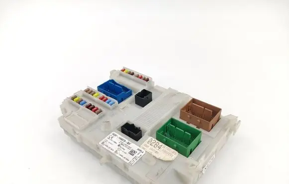 Ford Mondeo MK IV Fuse module BG9T14A073BH