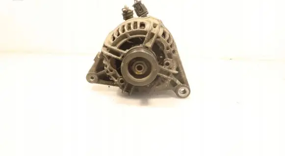 Toyota Corolla Verso E121 Generator/alternator 0124315024