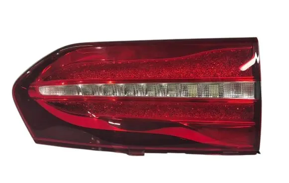 Tailgate rear/tail lights