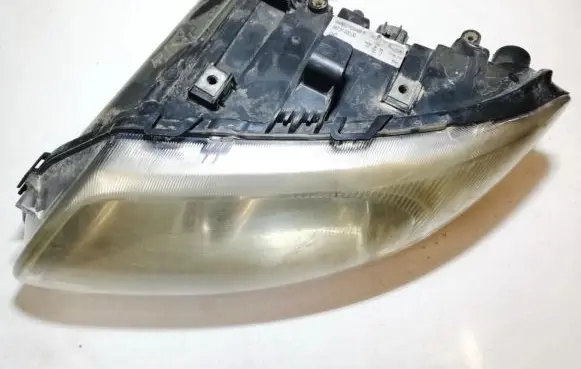 Chrysler Voyager Headlight/headlamp 5870100000 04857703ab