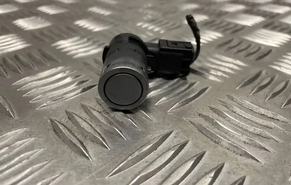 BMW 5 E60 E61 Parking PDC sensor 6989111