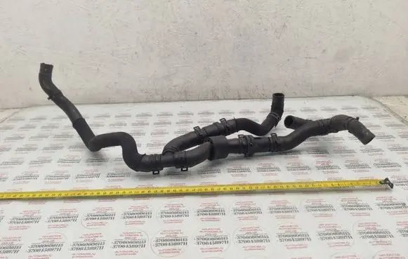 Audi A4 S4 B8 8K Engine coolant pipe/hose 1K0121113A