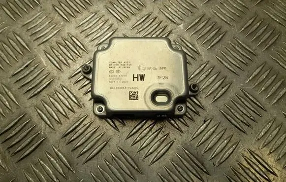 Toyota Prius (XV60) Other control units/modules 8647047010