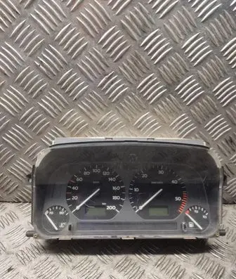 Speedometer (instrument cluster)