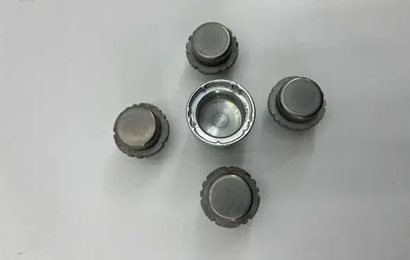 Ford Kuga III Anti-theft wheel nuts and lock 