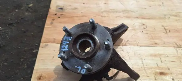 Hyundai Tucson JM Front wheel hub 