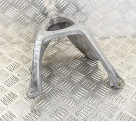 Audi A4 S4 B9 8W Engine mounting bracket 8W0199307F