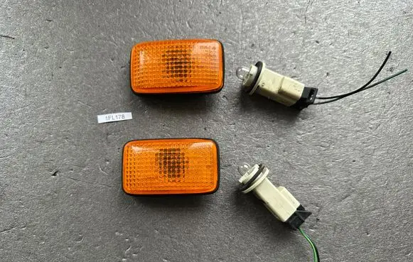Nissan Patrol Y61 Front fender indicator light 2616070N00
