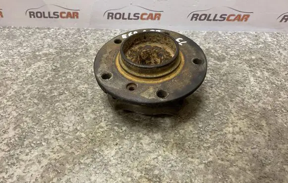 BMW 5 E60 E61 Front wheel bearing hub 