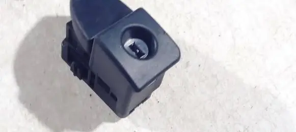 Lexus IS 220D-250-350 Front door lock (next to the handle) 