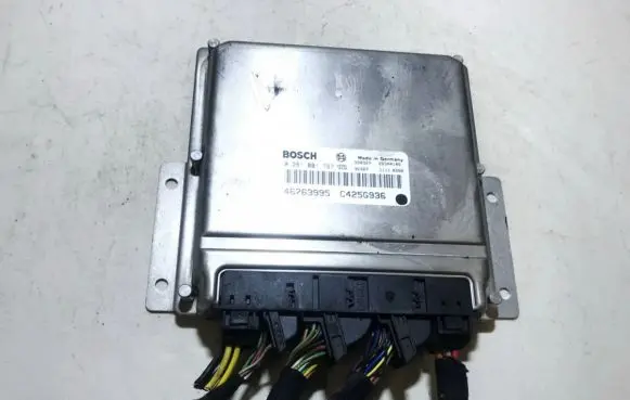 Alfa Romeo 166 Engine control unit/module 0281001787 46763995