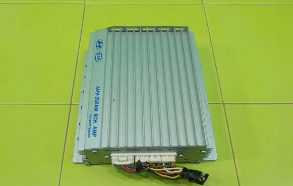 KIA Soul Sound amplifier 963702K000 XP269