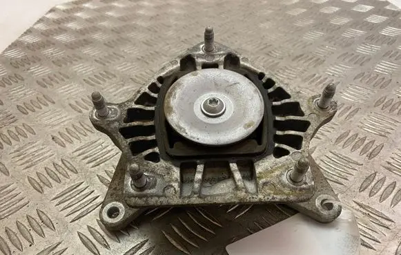Mercedes-Benz GLC X253 C253 Gearbox mount A2052402500