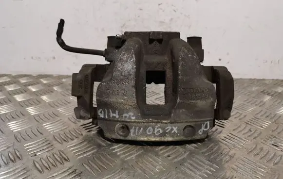 Volvo XC90 Front brake caliper 31381594