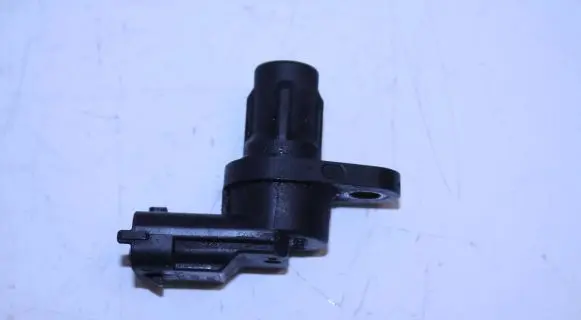 Volvo V70 Crankshaft position sensor 0232103063