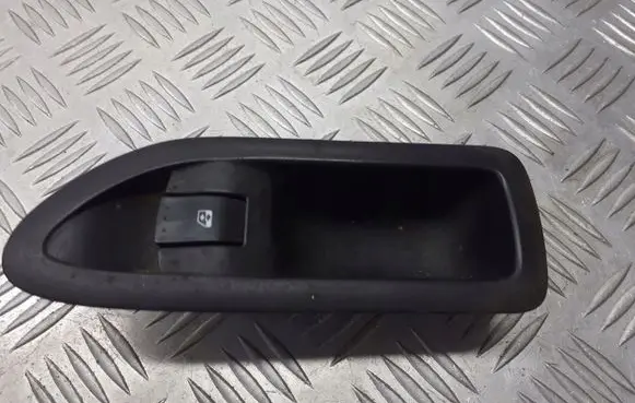 Renault Laguna II Electric window control switch 8200317493