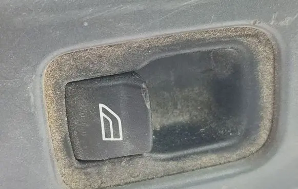 Electric window control switch