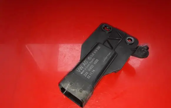 Seat Toledo IV (NH) Coolant fan relay 5J0919506 HW05 H008