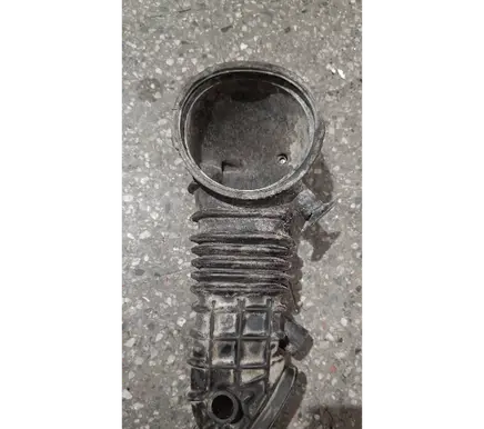 Audi 100 200 5000 C3 Air intake hose/pipe 034133357h