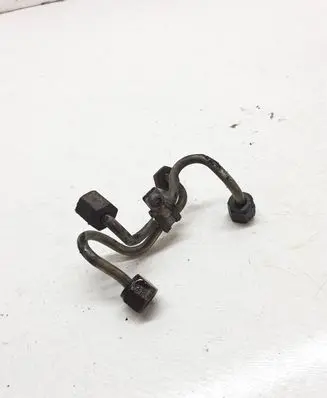 BMW 5 E60 E61 Fuel injector supply line/pipe 