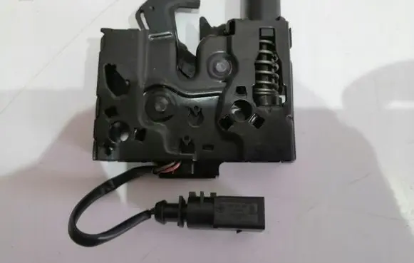 Seat Ibiza V (KJ) Engine bonnet/hood lock/catch 6F0823509