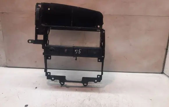 Volkswagen PASSAT B4 Dashboard center trim panel 3A1819728B