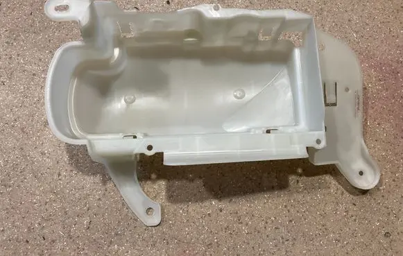 BMW M5 F90 Fuse box cover 9330542