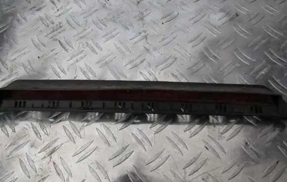 Volkswagen PASSAT B5 Third/center stoplight 3b9945097a
