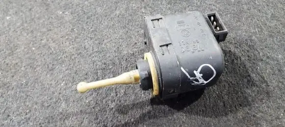 Volkswagen Caddy Headlight level adjustment motor 6k5941295