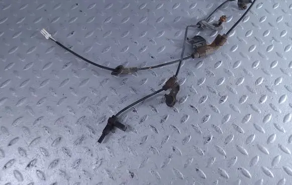 ABS rear brake sensor