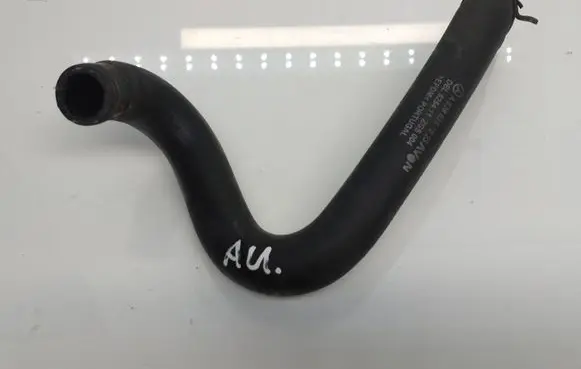 Mercedes-Benz Vito Viano W639 Engine coolant pipe/hose A6398321023