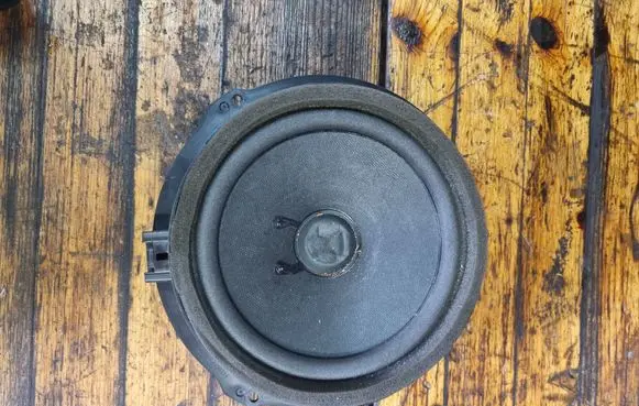 Ford Focus Front door speaker AA6T18808AA 497930