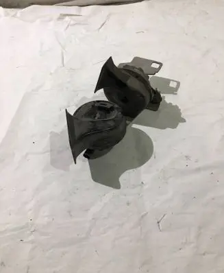 BMW 5 E60 E61 Horn signal 6935709