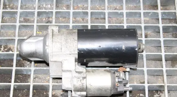 Mercedes-Benz CLK A209 C209 Starter motor A0061511001 0001108222